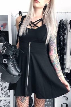 Y2K Black Strap Skirt - 90s Grunge, Retro, Gothic, Summer Y2K Outfits, Y2K Party Fashion
