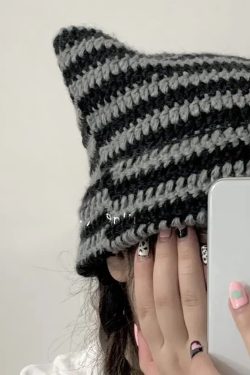 Y2K Cat Ear Beanie - Retro 90s Grunge, Pastel Goth, and Summer Y2K Fashion Accessory