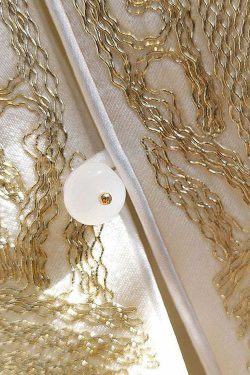 Y2K Chinese Style White Embroidered Silk Coat - Long Sleeve Retro 90s Grunge Fashion