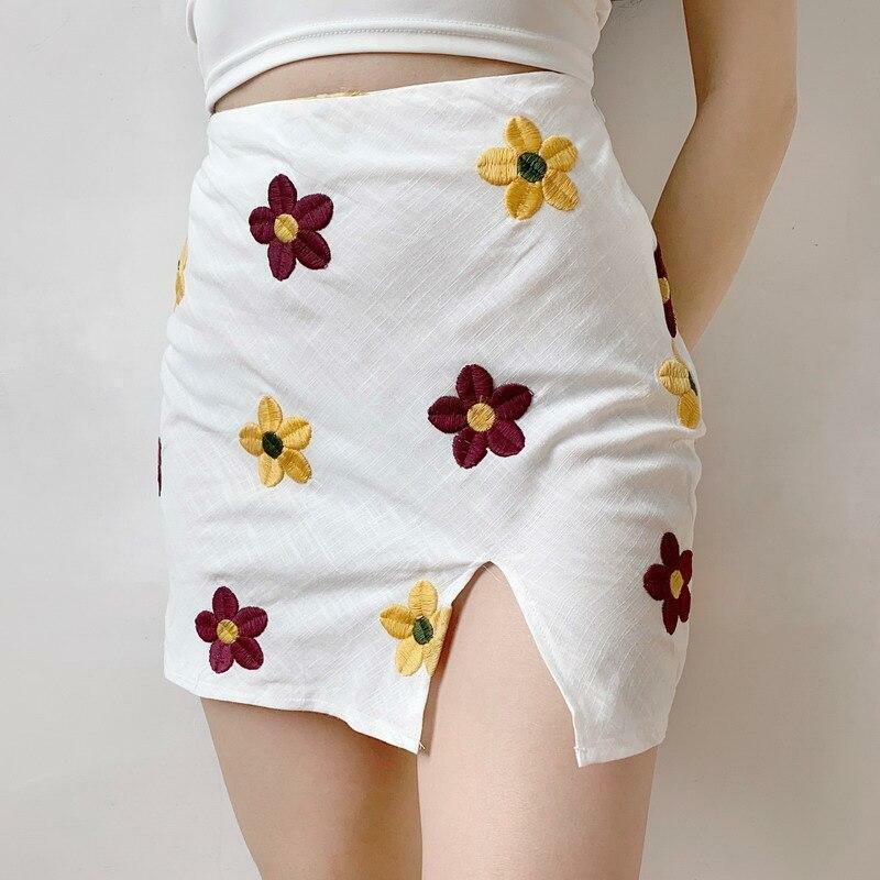 Y2K Floral Bodycon Mini Skirt - 90s Grunge Summer Outfit, Retro Y2K Fashion, Pastel Goth Style