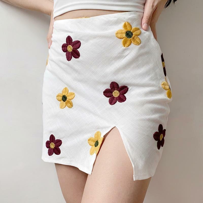 Y2K Floral Bodycon Mini Skirt - 90s Grunge Summer Outfit, Retro Y2K Fashion, Pastel Goth Style
