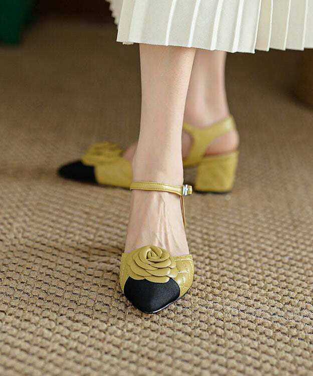 Y2K Floral Buckle Strap Chunky Sandals - Retro 90s Grunge Cowhide Leather in Yellow