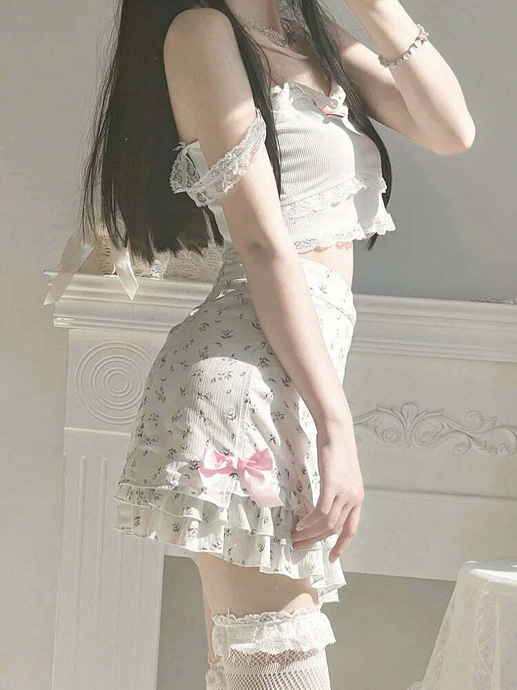 Y2K Floral Ruffle Mini Skirt - 90s Grunge, Retro Summer Outfit, Pastel Goth, Y2K Party Look