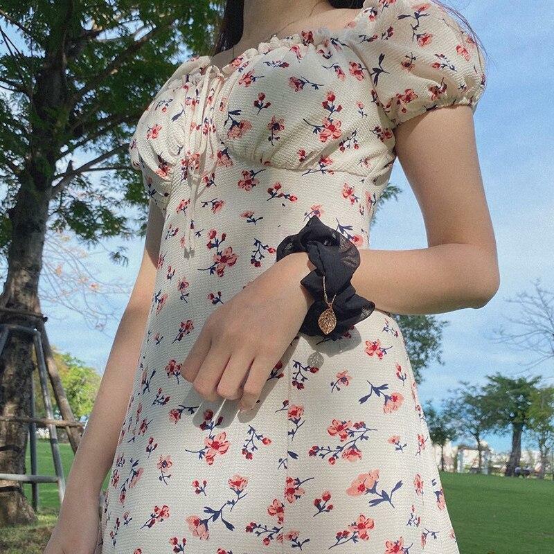 Y2K Floral White Mini Dress - 90s Grunge Summer Outfit, Retro Party & Club Fashion