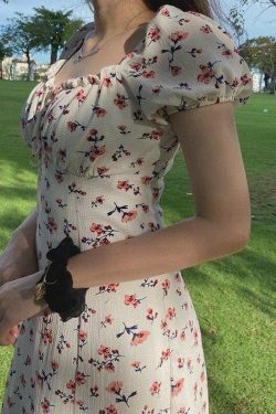 Y2K Floral White Mini Dress - 90s Grunge Summer Outfit, Retro Party & Club Fashion