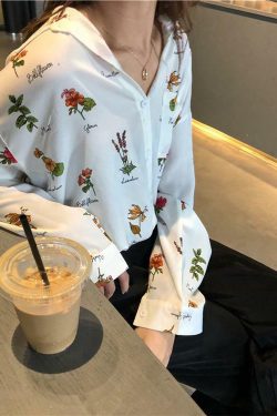 Y2K Flower Print Shirt - Retro 90s Grunge, Summer Outfits, Baby Tees, and Pastel Goth Styles
