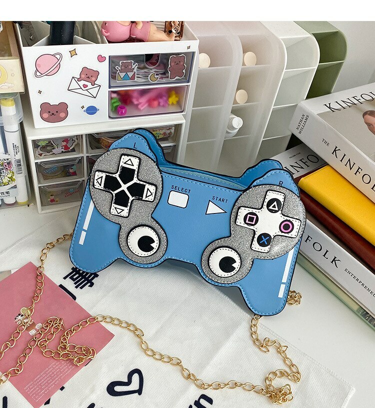 Y2K Gamer Girl Game Controller Purse - Retro 90s Grunge Fashion, Y2K Party & Club Outfit Accessory