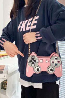 Y2K Gamer Girl Game Controller Purse - Retro 90s Grunge Fashion, Y2K Party & Club Outfit Accessory