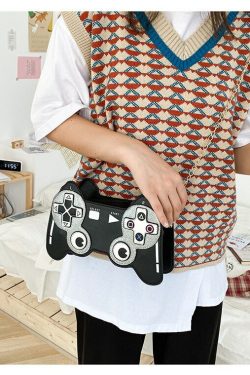 Y2K Gamer Girl Game Controller Purse - Retro 90s Grunge Fashion, Y2K Party & Club Outfit Accessory