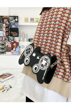 Y2K Gamer Girl Game Controller Purse - Retro 90s Grunge Fashion, Y2K Party & Club Outfit Accessory