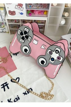 Y2K Gamer Girl Game Controller Purse - Retro 90s Grunge Fashion, Y2K Party & Club Outfit Accessory