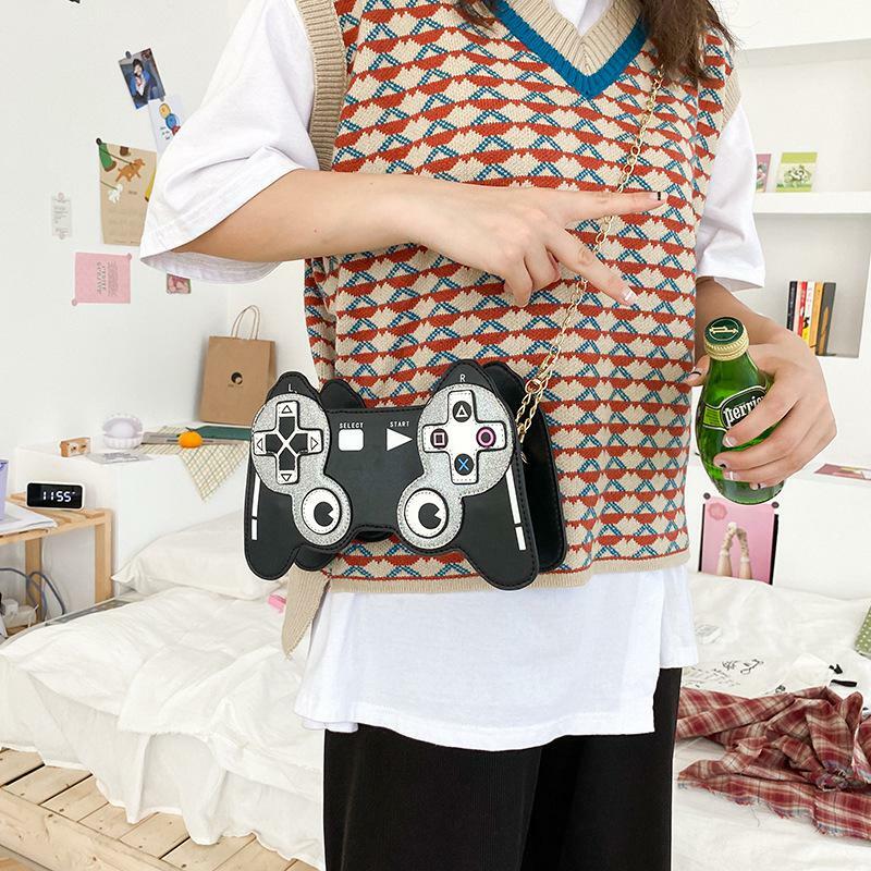 Y2K Gamer Girl Game Controller Purse - Retro 90s Grunge Fashion, Y2K Party & Club Outfit Accessory