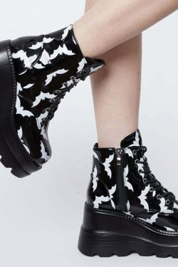 Y2K Gothic Bat Lover Platform Ankle Boots - Retro 90s Grunge, Pastel Goth, Y2K Fashion