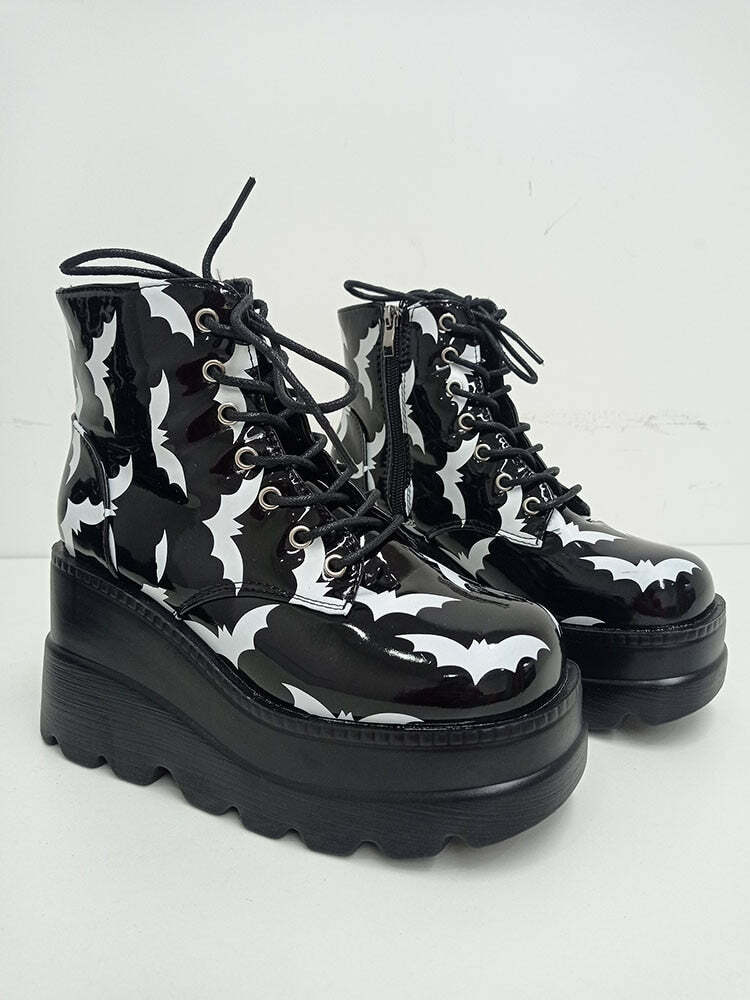 Y2K Gothic Bat Lover Platform Ankle Boots - Retro 90s Grunge, Pastel Goth, Y2K Fashion