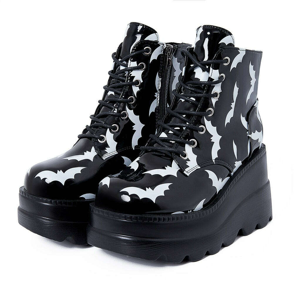 Y2K Gothic Bat Lover Platform Ankle Boots - Retro 90s Grunge, Pastel Goth, Y2K Fashion