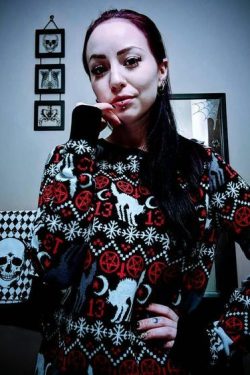 Y2K Gothic Cat Christmas Sweater - Retro 90s Grunge, Pastel Goth, Y2K Fashion Outfit