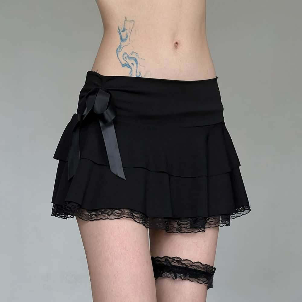 Y2K Gothic Lace Trim Tiered Mini Skirt - Retro 90s Grunge Summer Outfit