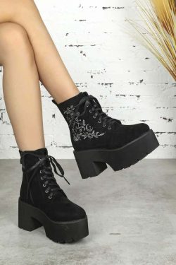Y2K Gothic Pentagram Rose Platform Boots - 90s Grunge, Retro, Pastel Goth, Y2K Fashion