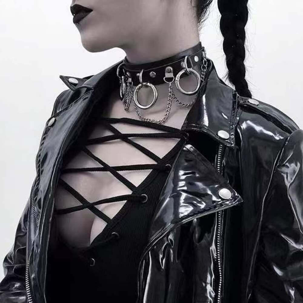 Y2K Gothic Punk Chain & Ring Choker - 90s Grunge, Retro, Pastel Goth, Y2K Club & Party Out