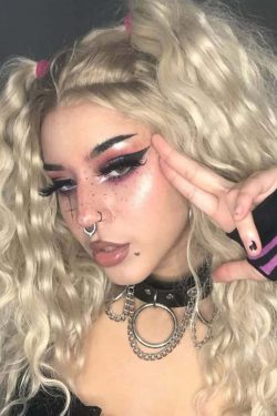 Y2K Gothic Punk Chain & Ring Choker - 90s Grunge, Retro, Pastel Goth, Y2K Club & Party Out