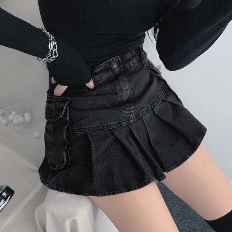 Y2K Grey Pleated Mini Skirt - 90s Grunge, Retro Summer Outfit, Y2K Club & Party Fashion