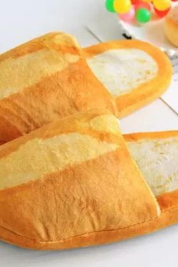 Y2K Grunge & 90s Fashion Bread Loaf Slippers - Retro, Pastel Goth, Hip Hop, Summer Y2K Out
