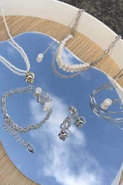 Y2K Grunge & 90s Fashion Triple Chain & Single Pearl Necklace - Retro, Goth, Popstar Vibes
