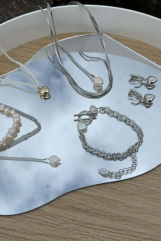 Y2K Grunge & 90s Fashion Triple Chain & Single Pearl Necklace - Retro, Goth, Popstar Vibes