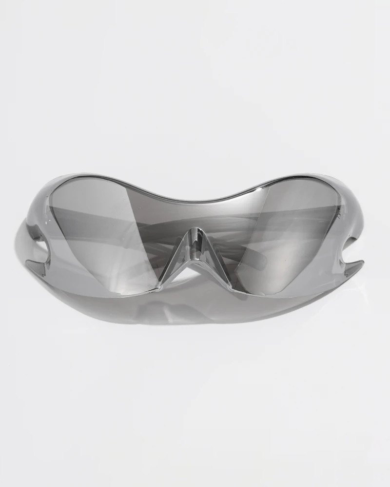 Y2K Grunge & 90s Retro Futuristic Sunglasses - Perfect for Summer, Parties, and Club Outfits