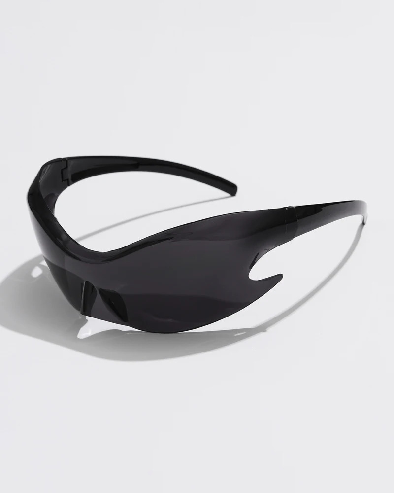 Y2K Grunge & 90s Retro Futuristic Sunglasses - Perfect for Summer, Parties, and Club Outfits
