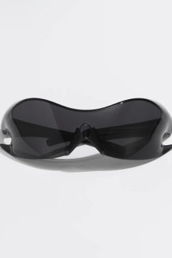 Y2K Grunge & 90s Retro Futuristic Sunglasses - Perfect for Summer, Parties, and Club Outfits