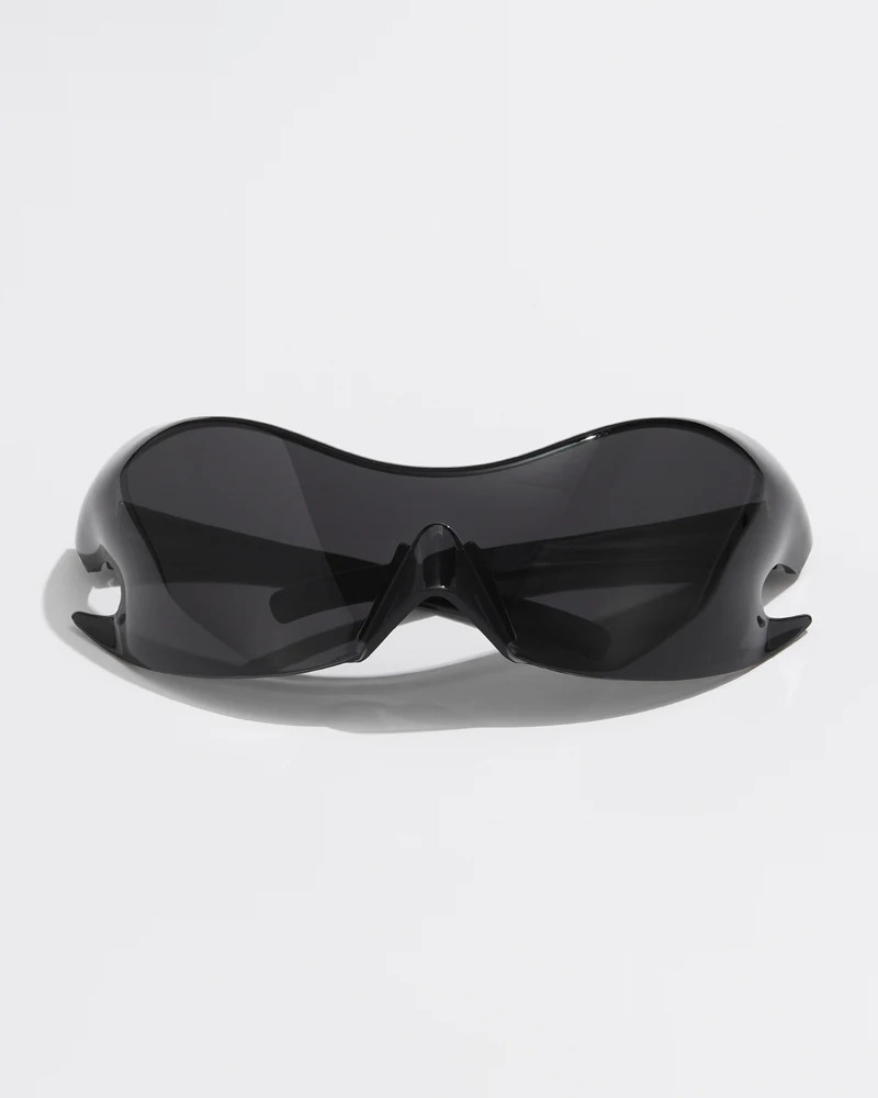 Y2K Grunge & 90s Retro Futuristic Sunglasses - Perfect for Summer, Parties, and Club Outfits