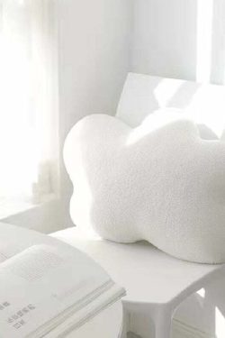 Y2K Grunge Aesthetic Cloud Plush Cushion - Retro 90s Summer Decor for Y2K Fashionistas