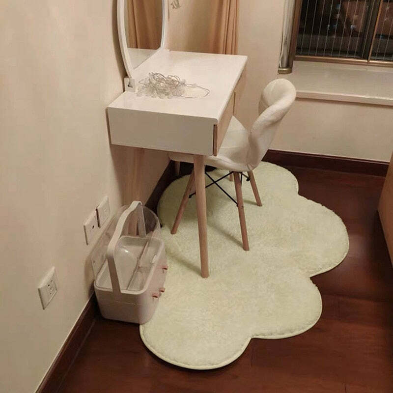 Y2K Grunge Aesthetic Rug - Cloud Bedside Carpet for Retro 90s Summer Outfits & Pastel Goth Decor