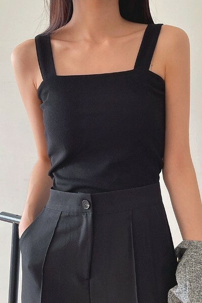 Y2K Grunge All Squared Crop Sleeveless Tee Shirt - Retro 90s Summer Outfit, Baby Tees, Y2K Fit