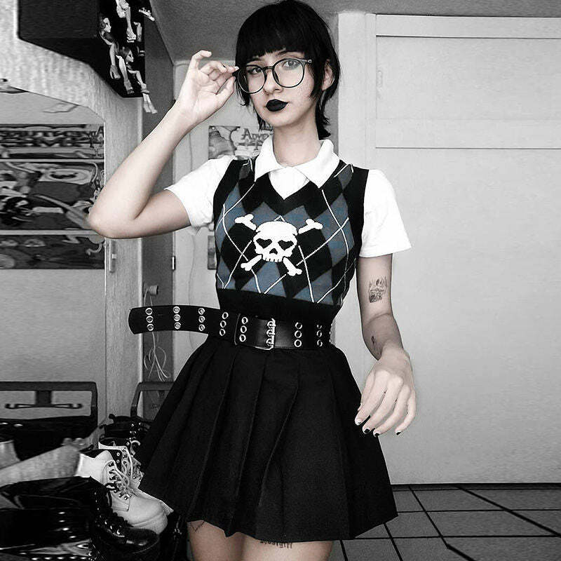Y2K Grunge Argyle Skull Knitted Sweater Vest - Retro 90s Fashion, Gothic Y2K, Pastel Goth