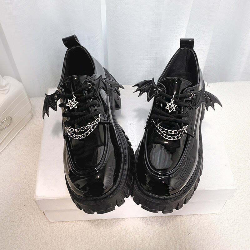 Y2K Grunge Bat Wings Gothic Shoes - Retro 90s Fashion, Y2K Club & Party Outfits