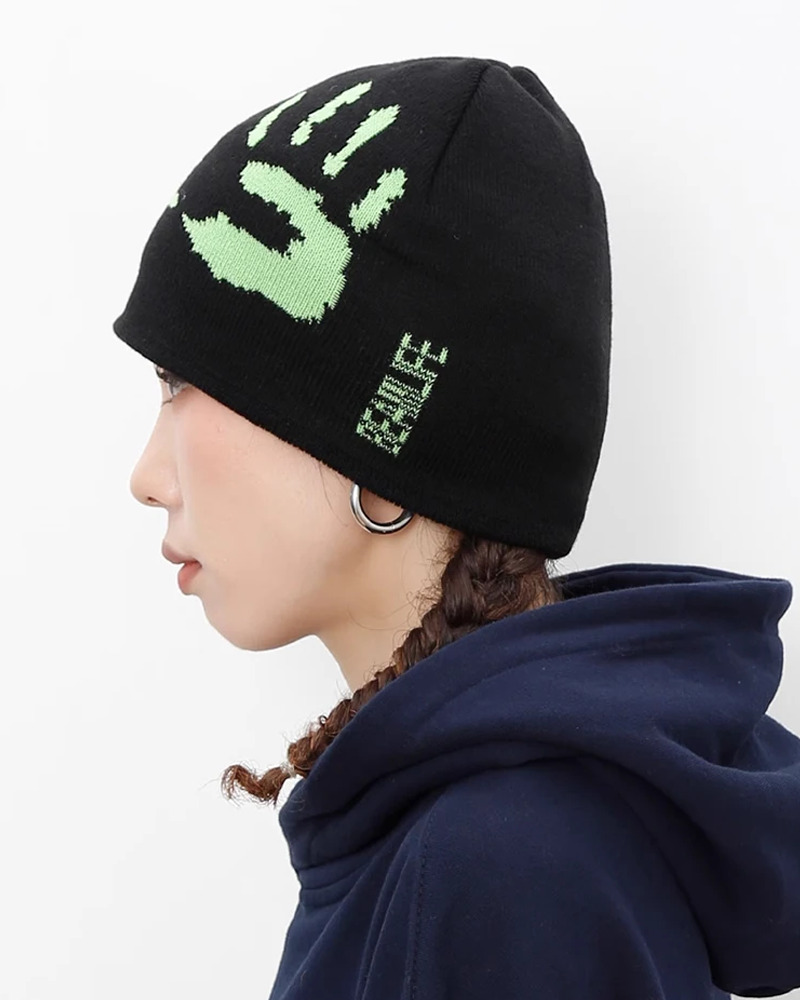 Y2K Grunge Black and Green Beanie - Retro 90s Fashion, Gothic Y2K, Pastel Goth Style