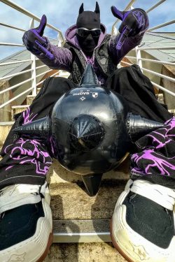 Y2K Grunge Black and Purple Cargo Pants - 90s Retro, Summer Outfits, Y2K Fashion