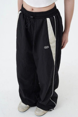 Y2K Grunge Black Baggy Joggers - 90s Retro Style, Summer Y2K Outfits, Gothic Y2K Fashion