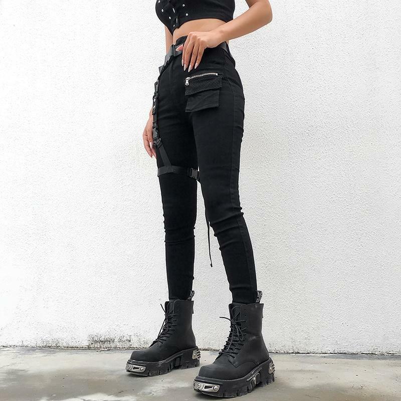 Y2K Grunge Black Cargo Pants with Buckle Belt - 90s Retro Summer Outfit