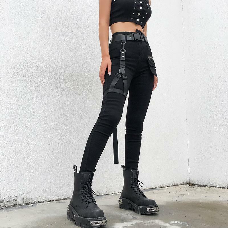 Y2K Grunge Black Cargo Pants with Buckle Belt - 90s Retro Summer Outfit