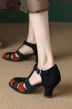Y2K Grunge Black Chunky Heel Sandals - Suede, Buckle Strap, Retro 90s Fashion