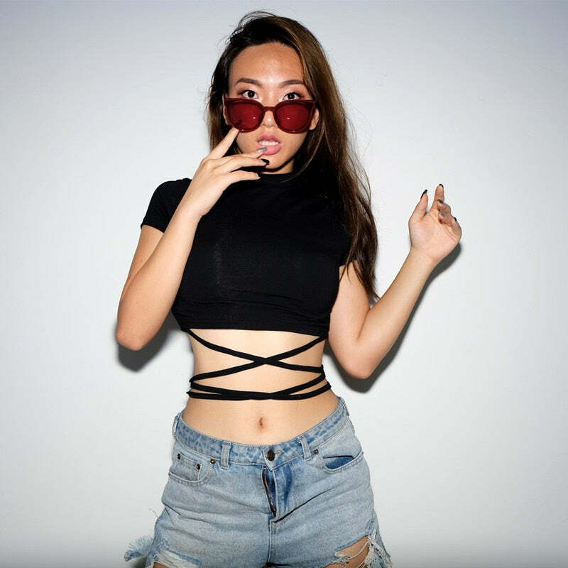Y2K Grunge Black Crop Top T-Shirt - 90s Fashion, Retro Style, Y2K Summer Outfits, Baby Tees