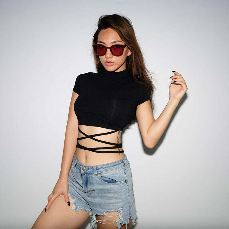 Y2K Grunge Black Crop Top T-Shirt - 90s Fashion, Retro Style, Y2K Summer Outfits, Baby Tees