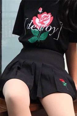 Y2K Grunge Black Faux Leather Rose Embroidered Mini Skirt - 90s Retro Summer Outfit