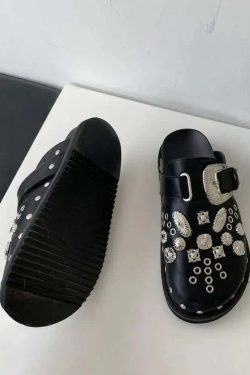 Y2K Grunge Black Gothic Punk Studded Clogs - Retro 90s Fashion, Y2K Summer & Party Outfits