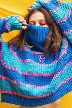 Y2K Grunge Bubblegum Turtleneck Sweatshirt - Retro 90s Fashion, Summer & Party Outfits