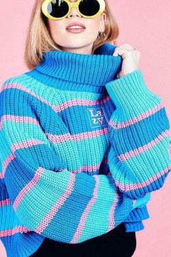 Y2K Grunge Bubblegum Turtleneck Sweatshirt - Retro 90s Fashion, Summer & Party Outfits