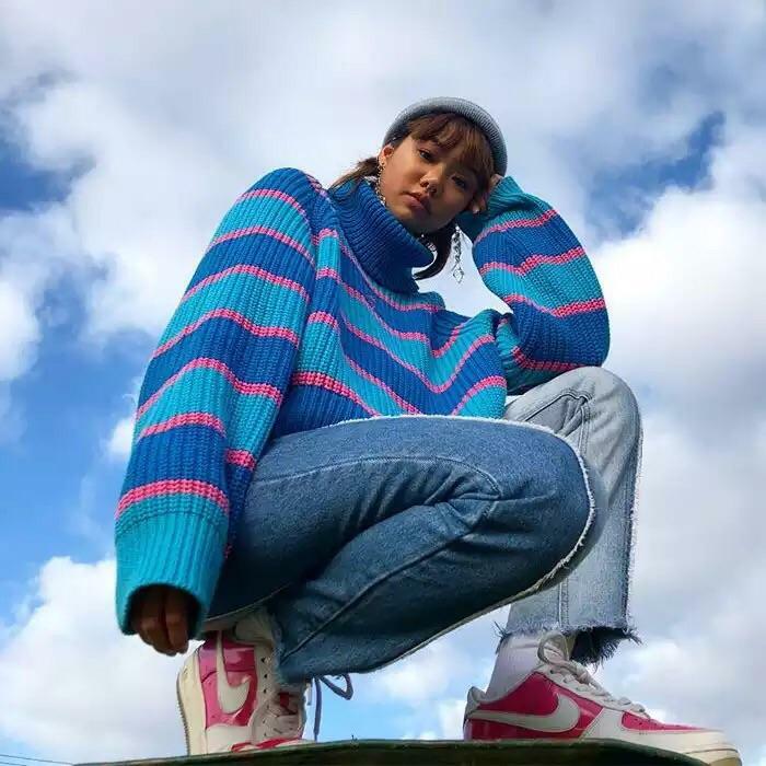 Y2K Grunge Bubblegum Turtleneck Sweatshirt - Retro 90s Fashion, Summer & Party Outfits